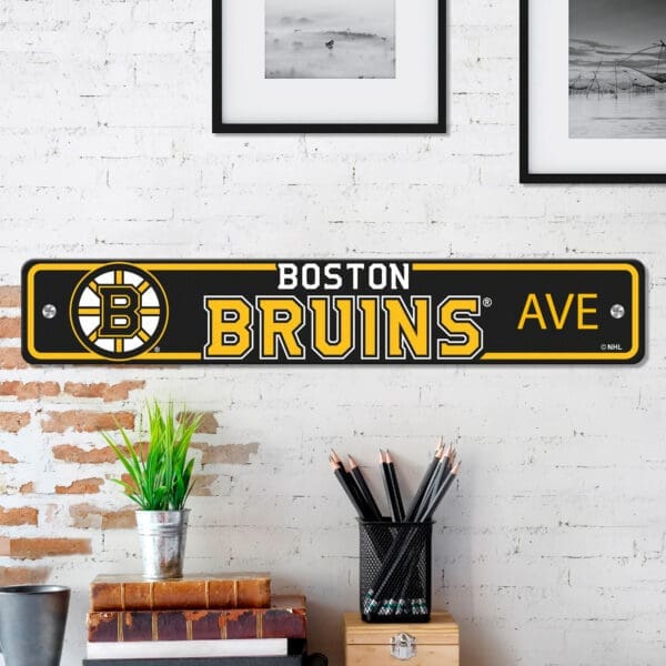 Boston Bruins Team Color Street Sign Décor 4in. X 24in. Lightweight-32234