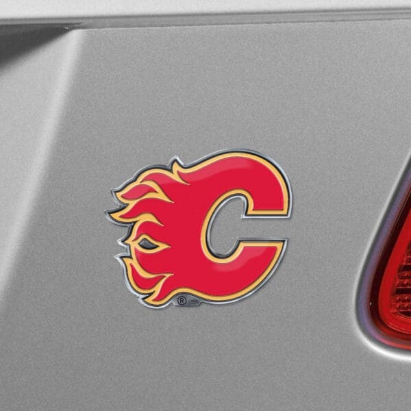 Calgary Flames Heavy Duty Aluminum Embossed Color Emblem-60480