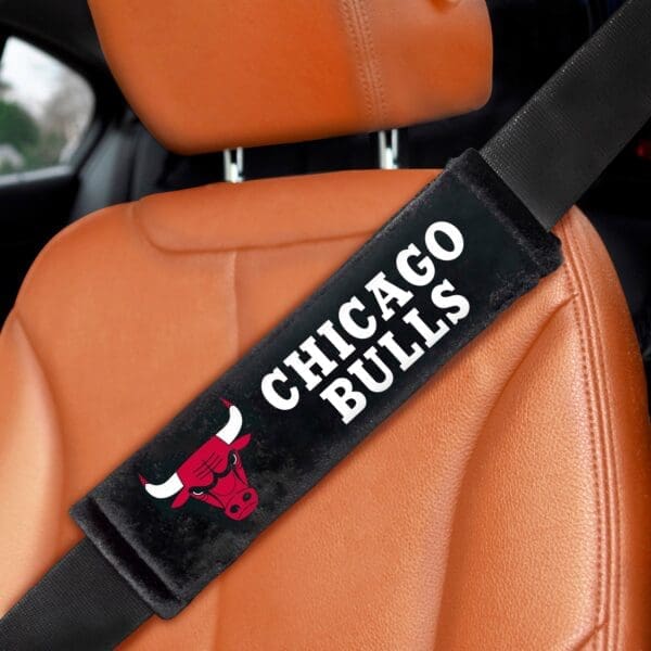 Chicago Bulls Embroidered Seatbelt Pad 2 Pieces 32065 1 scaled