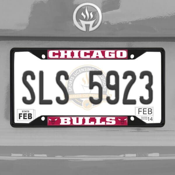 Chicago Bulls Metal License Plate Frame Black Finish-31327