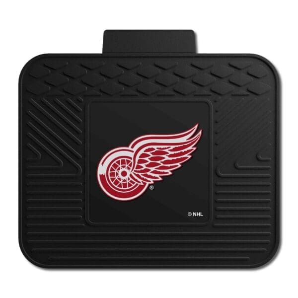 Detroit Red Wings Back Seat Car Utility Mat 14in. x 17in. 10731 1 scaled