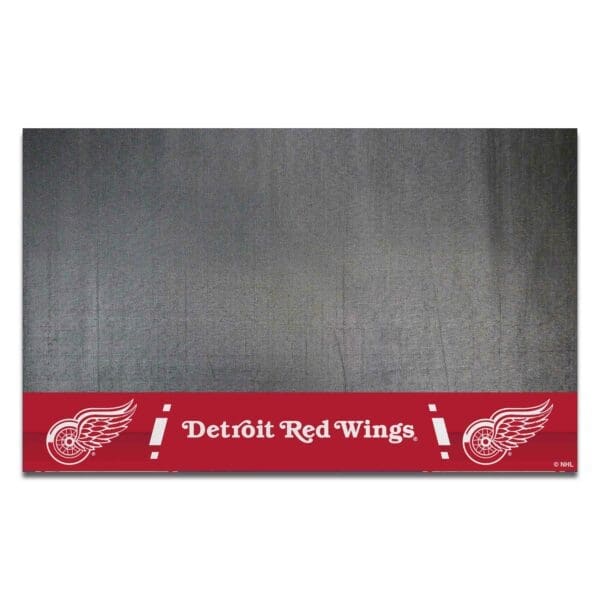 Detroit Red Wings Vinyl Grill Mat 26in. x 42in. 14234 1 scaled