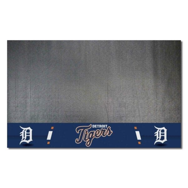 Detroit Tigers Vinyl Grill Mat 26in. x 42in 1 scaled