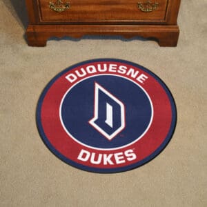 Duquesne Duke Roundel Rug - 27in. Diameter