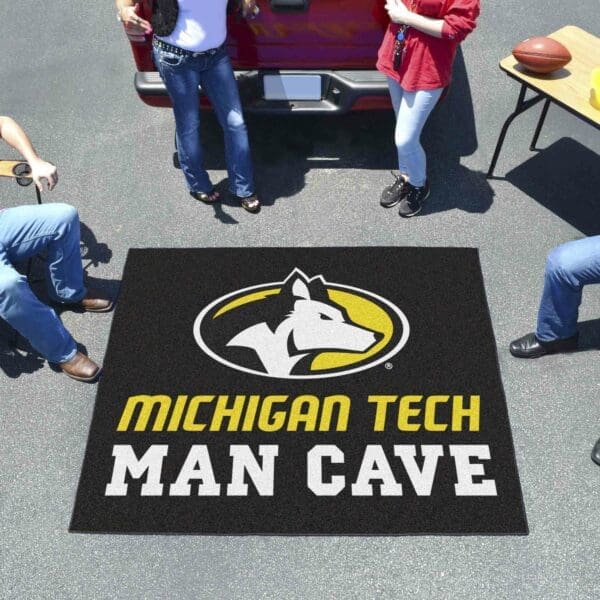 Michigan Tech Huskies Man Cave Tailgater Rug - 5ft. x 6ft.