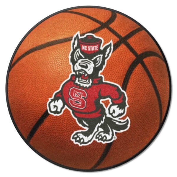 NC State Wolfpack Basketball Rug 27in. Diameter 1 scaled