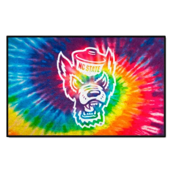 NC State Wolfpack Tie Dye Starter Mat Accent Rug 19in. x 30in 1 scaled