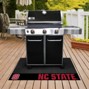 NC State Wolfpack Vinyl Grill Mat - 26in. x 42in.
