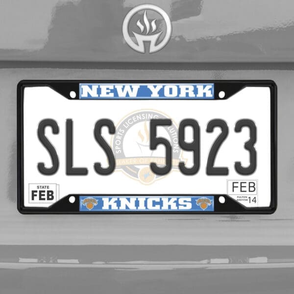 New York Knicks Metal License Plate Frame Black Finish-31335