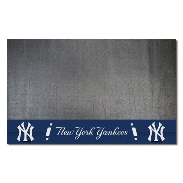 New York Yankees Vinyl Grill Mat 26in. x 42in 1 scaled