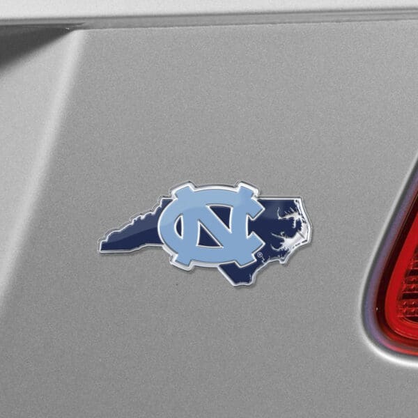 North Carolina Tar Heels Team State Aluminum Embossed Emblem