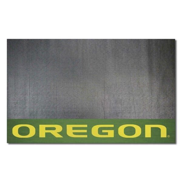 Oregon Ducks Vinyl Grill Mat 26in. x 42in 1 scaled