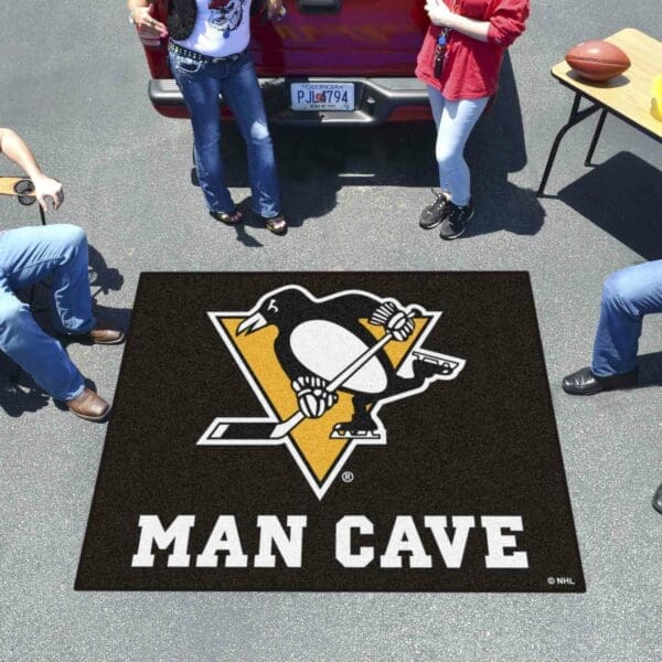 Pittsburgh Penguins Man Cave Tailgater Rug - 5ft. x 6ft.-14480