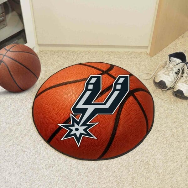 San Antonio Spurs Basketball Rug - 27in. Diameter-10196