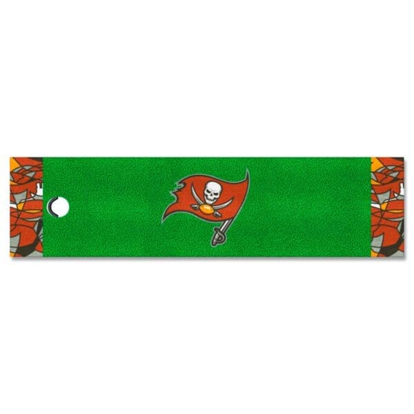Tampa Bay Buccaneers Putting Green Mat 1.5ft. x 6ft 1 scaled