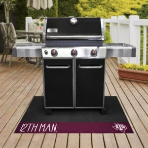 Texas A&M Aggies Southern Style Vinyl Grill Mat - 26in. x 42in.
