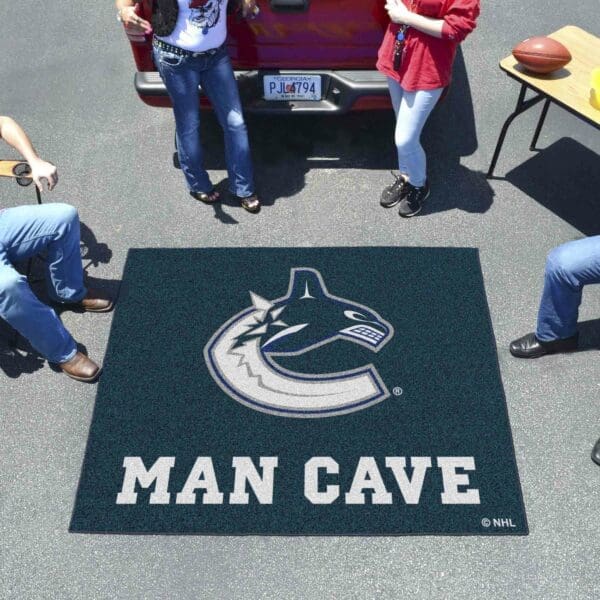 Vancouver Canucks Man Cave Tailgater Rug - 5ft. x 6ft.-14500