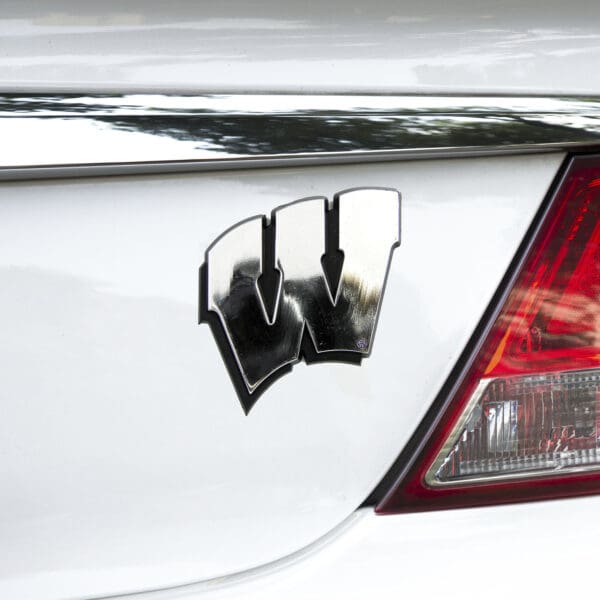 Wisconsin Badgers Molded Chrome Plastic Emblem