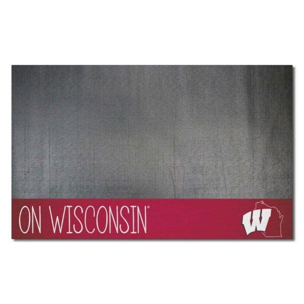Wisconsin Badgers Southern Style Vinyl Grill Mat 26in. x 42in 1 scaled